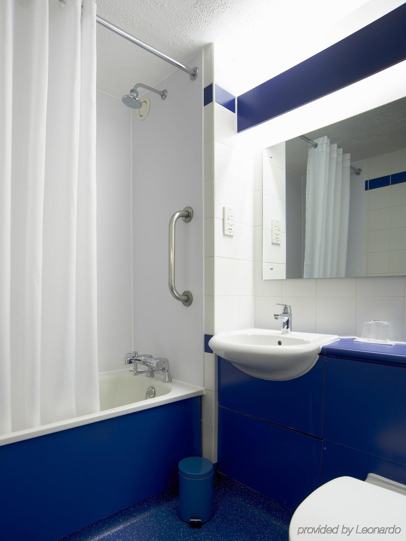 Travelodge Sheffield Central Esterno foto